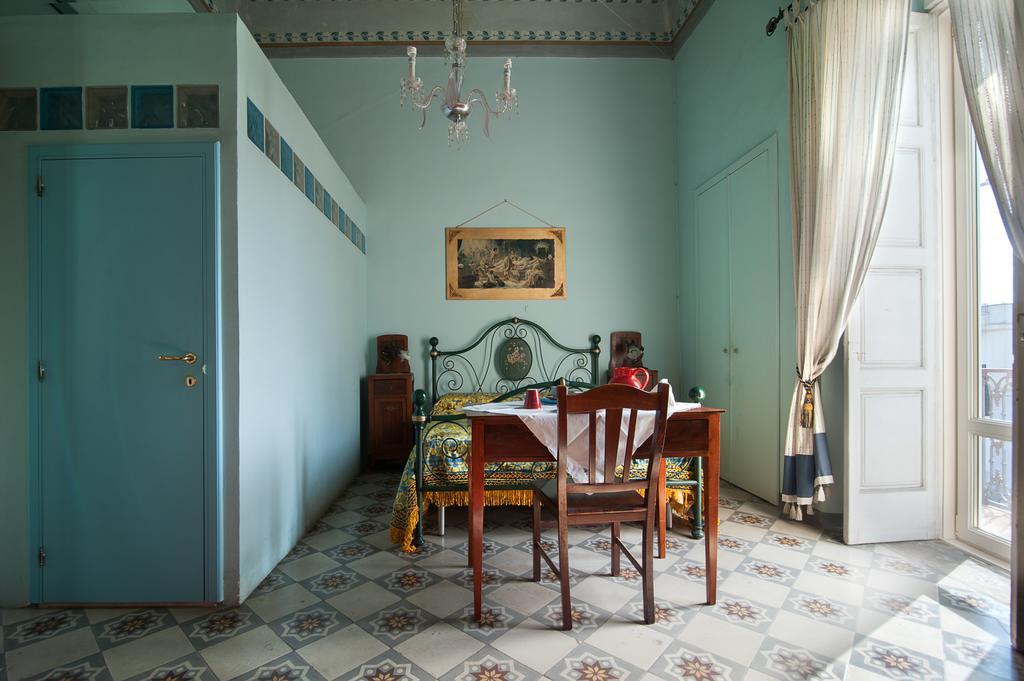 Palazzo Osanna Bed & Breakfast นาร์โด ภายนอก รูปภาพ