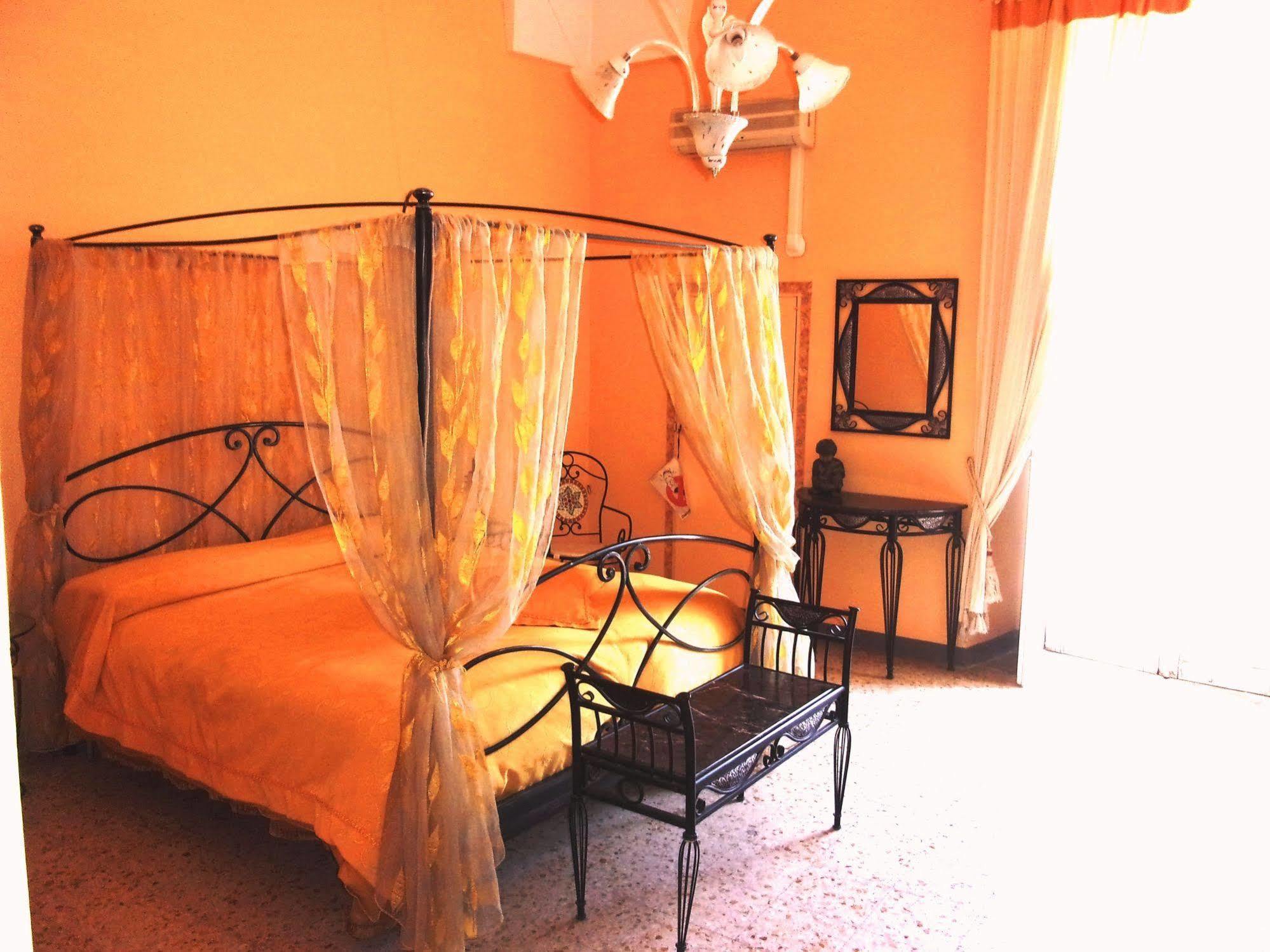 Palazzo Osanna Bed & Breakfast นาร์โด ภายนอก รูปภาพ